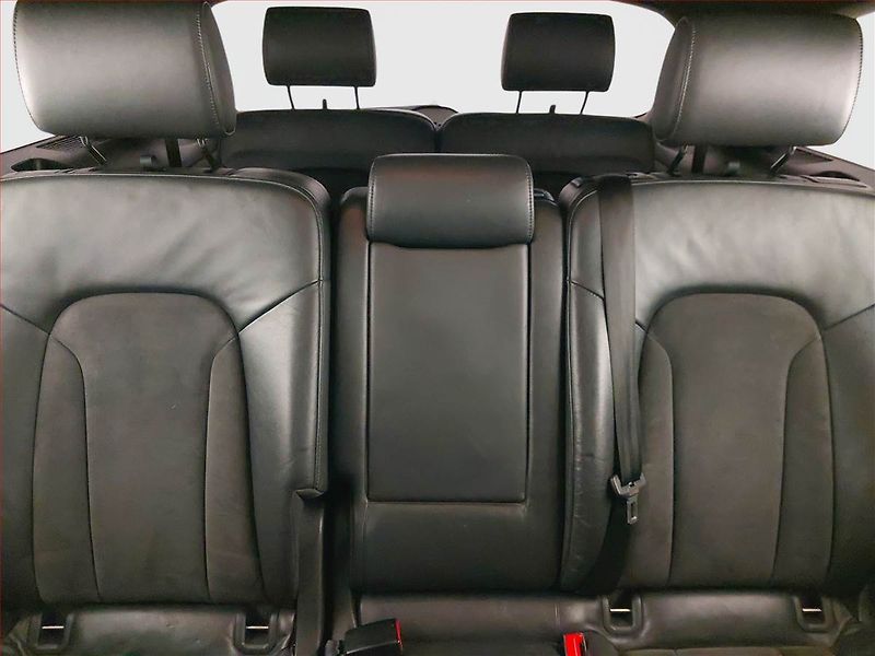Audi Q7 (2011) 3.0 TDI, 4X4, Automat, 7 míst - fotka 10 z 23