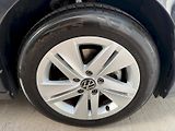 Volkswagen Golf (2024) 1.5 TSI 110kW Life - náhled 35