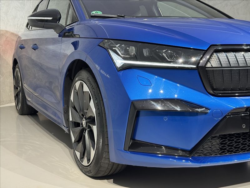 Škoda Enyaq 80x 4x4 Sportline LED Tepelko - fotka 6 z 50