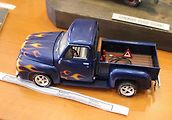 Station Ford F 100.