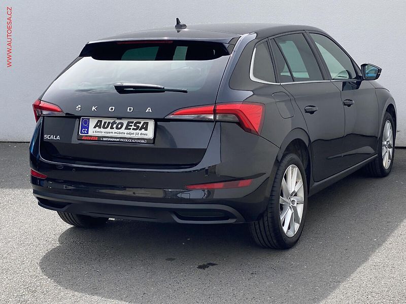 Škoda Scala (2023) 1.0 TSi, ČR, Style, LED - fotka 4 z 16