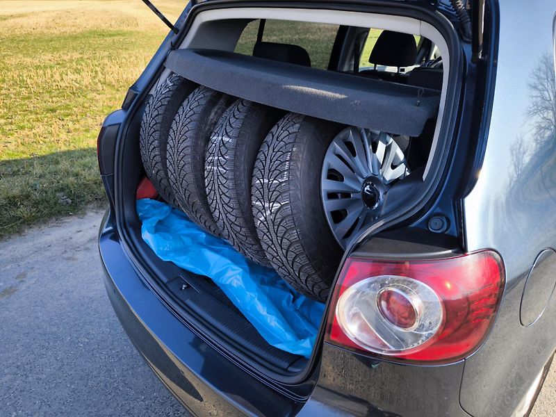 Volkswagen Golf Plus VI 1,6MPI 75kW SERVISKA 1MAJ. - fotka 44 z 55