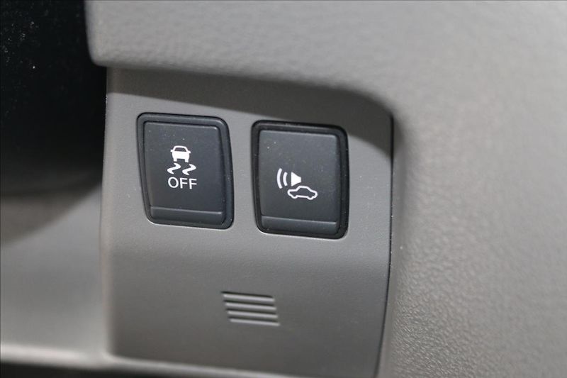 Nissan e-NV200 0,0 80KW,EL, Automat,7míst DPH - fotka 16 z 53