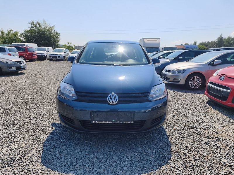 Volkswagen Golf Plus (2010) - fotka 6 z 32