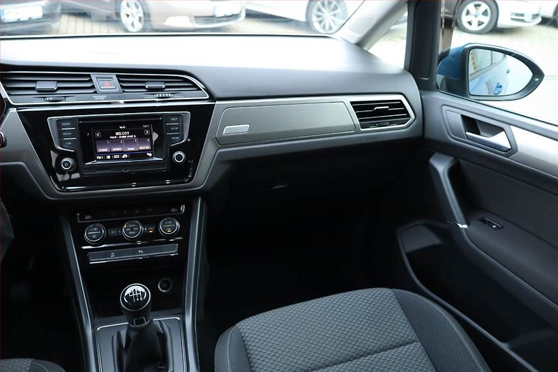 Volkswagen Touran (2017) Comfortline 1.2 TSI, Tempomat - fotka 8 z 21