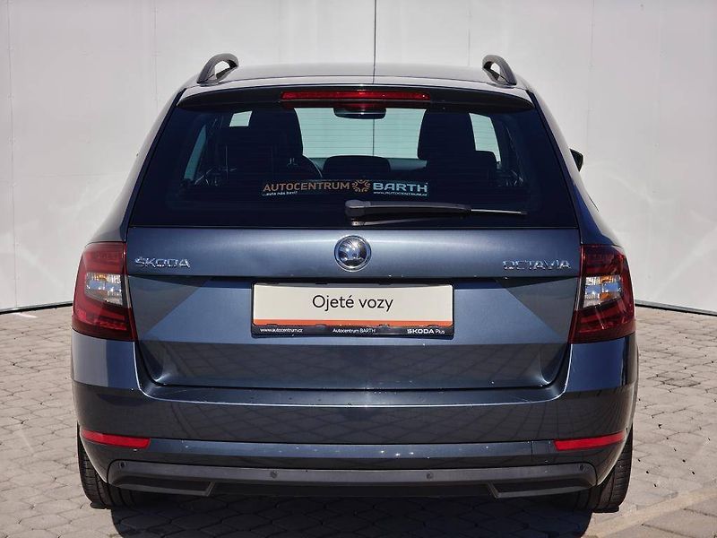 Škoda Octavia Green tec Style 1,4TSI - fotka 20 z 21