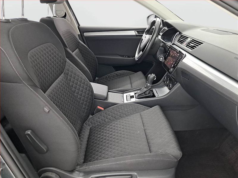 Škoda Superb (2019) 2.0 TDI - fotka 9 z 19