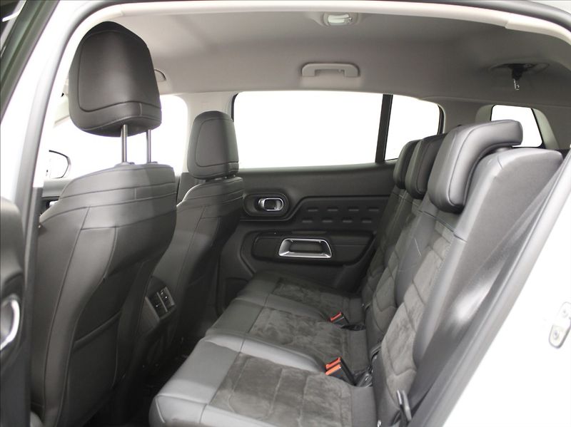 Citroën C5 Aircross 1,5 HDi 96kW AT Max.20tkm ČR - fotka 7 z 27