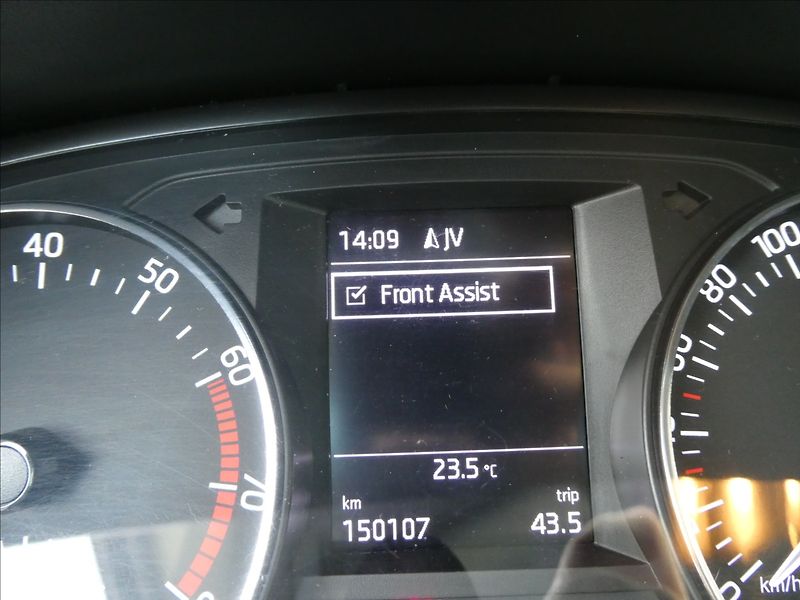 Škoda Fabia 1,0 TSi 81kW STYLE,ČR,navigace - fotka 34 z 39
