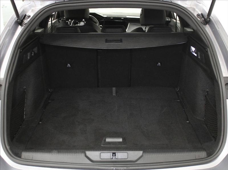 Peugeot 308 1,2 PT 96kW AT GT 29tkm. AKCE - fotka 23 z 25