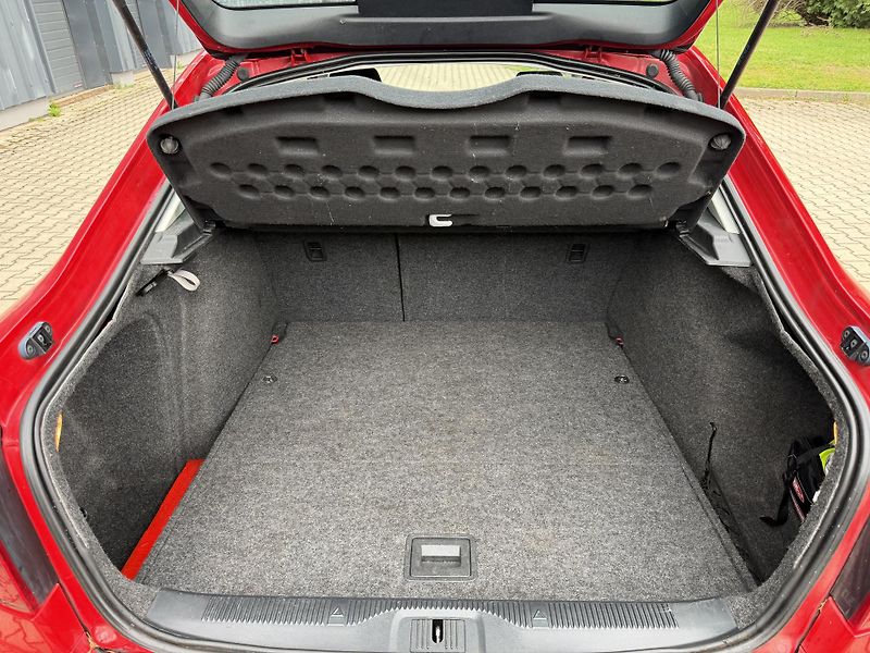 Škoda Octavia 1,2 TSI  77kW - fotka 14 z 29