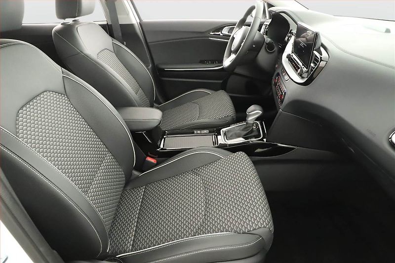 Kia XCeed (2025) Plug-in-Hybrid, DPH, Navigace - fotka 7 z 25