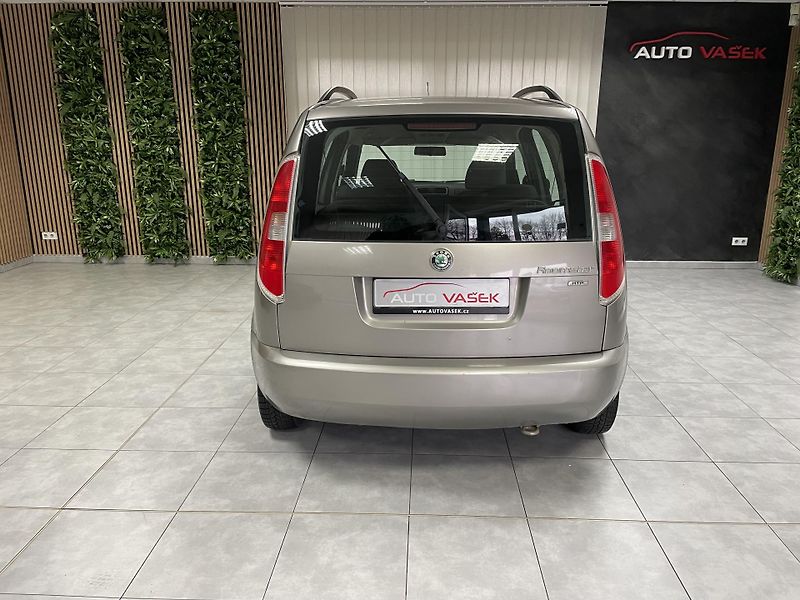 Škoda Roomster 1.2 HTp AC ČR SERVISKA - fotka 9 z 22