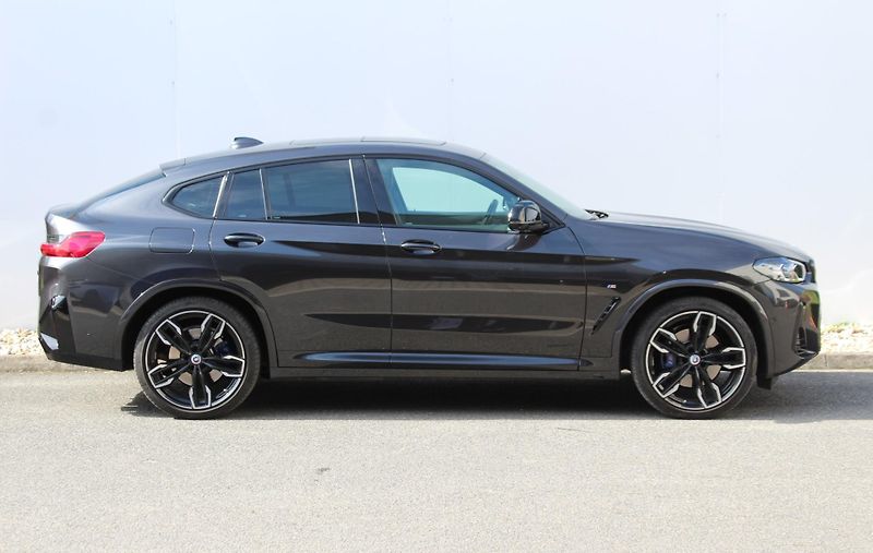 BMW X4 M40d xDrive | ČR | 1. majitel  - fotka 3 z 28