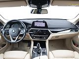 BMW Řada 5 540i xDrive Touring - náhled 13