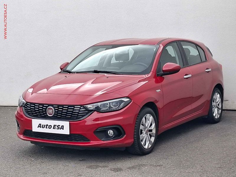 Fiat Tipo (2017) 1.4 T-JET, Lounge, navi - fotka 3 z 20