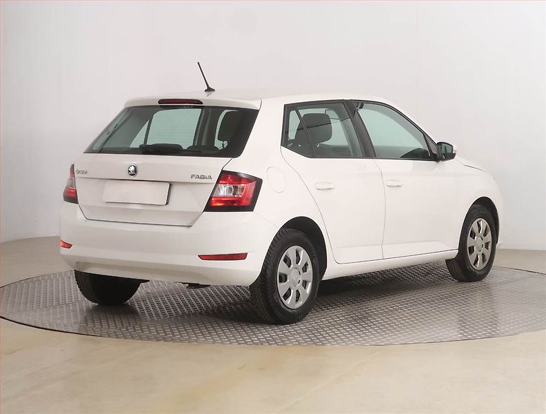 Škoda Fabia (2018) 1.0 - fotka 5 z 14