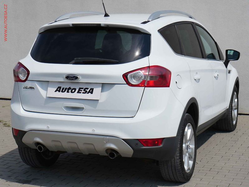 Ford Kuga (2012) 2.0TDCi 4x4, Výhřev sed. - fotka 4 z 18