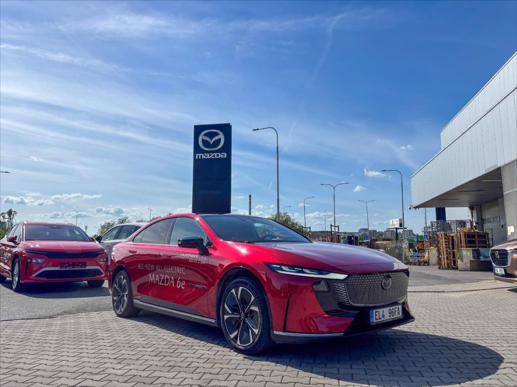 Mazda 6e EV 245ps Long Range Takumi