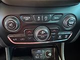 Jeep Cherokee (2015) 2.0 L TD Longitude - náhled 16