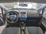 Honda Jazz (2004) 1,3i,61KW,AUTOMAT,KLIMA,ALU - náhled 17