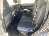 Mitsubishi Outlander (2009) 2.2d 4x4, 7míst, servis.kniha - náhled 10