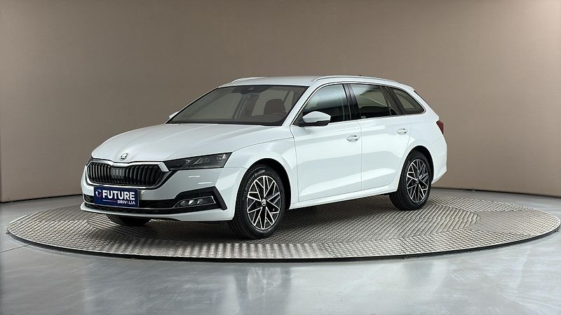 Škoda Octavia 1.5 TSI E-Tec DSG Style Combi - fotka 1 z 30