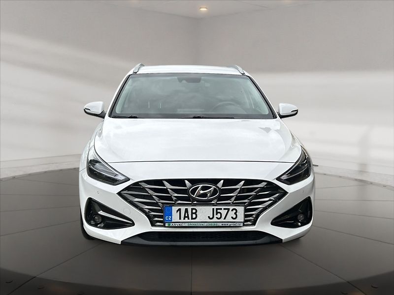 Hyundai i30 1,5 T-GDI Smart - fotka 2 z 11