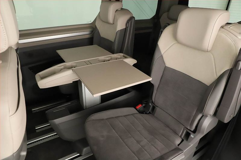 Volkswagen Multivan (2024) 2.0 TDI - fotka 14 z 26