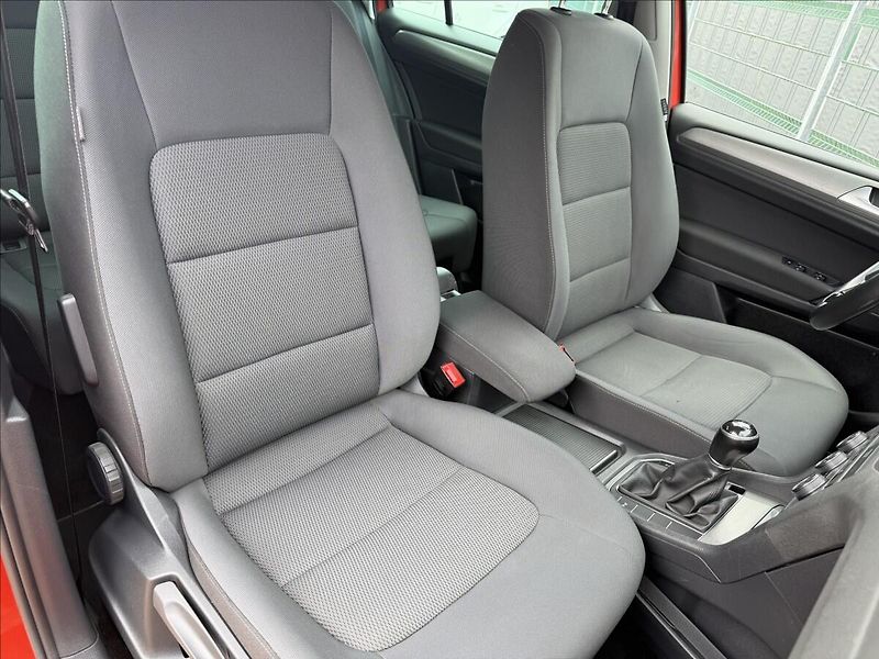 Volkswagen Golf Sportsvan 1.6 TDI Comfortline - fotka 15 z 20