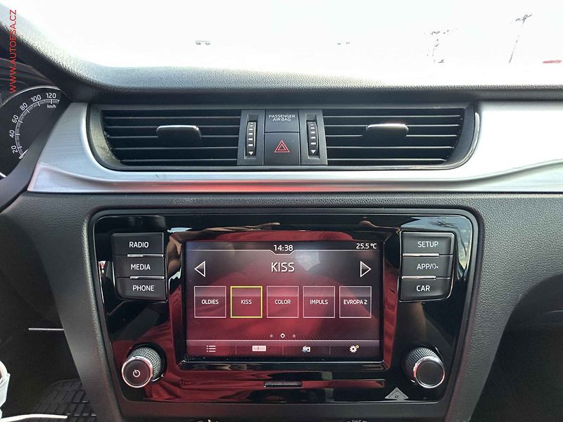 Škoda Rapid (2018) 1.0 TSI, ČR, STK2/28 - fotka 15 z 16