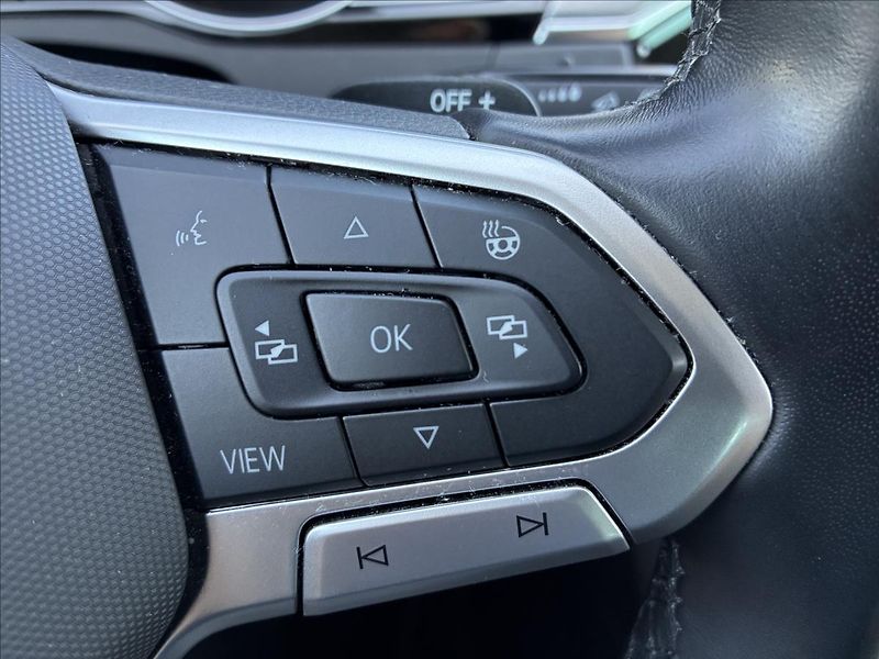 Volkswagen Passat 2,0 TDI TAŽNÉ KAMERA EL.KUFR - fotka 17 z 29