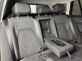 Volkswagen Golf 2,0 TDi  DSG Style LED Assist - náhled 15