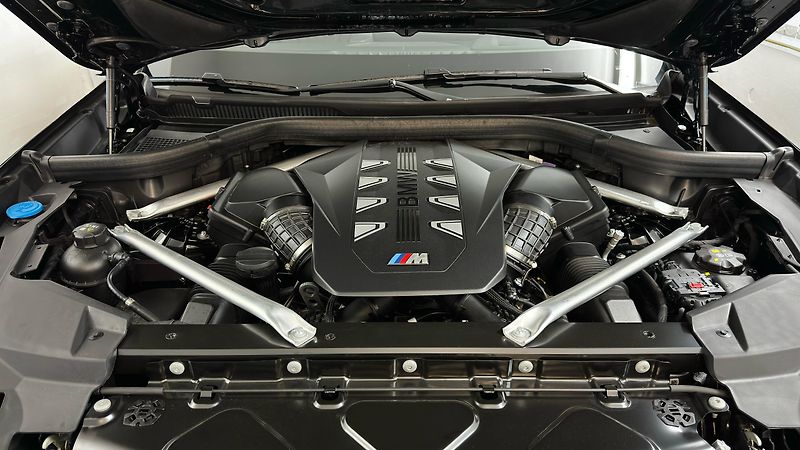 BMW X6 M60i / ZÁRUKA / TAŽNÉ  - fotka 66 z 70