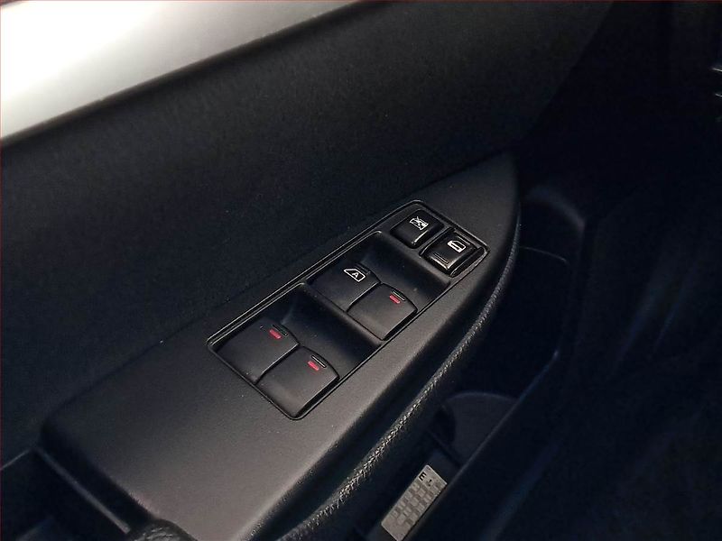 Subaru Outback (2012) 2.0 D, 4X4, Xenony, Tempomat - fotka 16 z 17