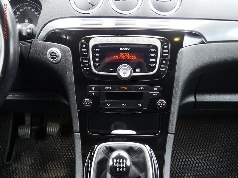 Ford S-MAX (2012) 2.0 TDCi, AC, temp - fotka 11 z 18
