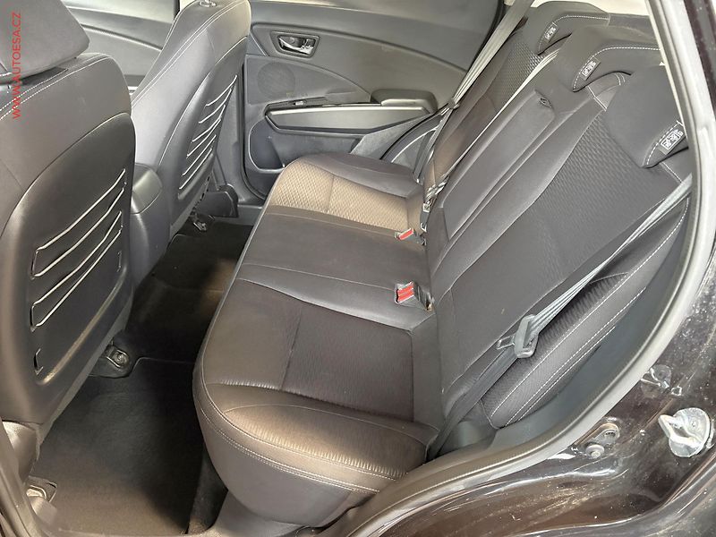 SsangYong XLV (2016) 1.6 D 4WD, AT, +ALU - fotka 10 z 16