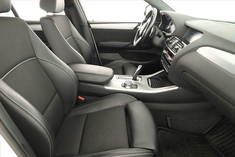 BMW X4 (2016) xDrive20d - fotka 7 z 17