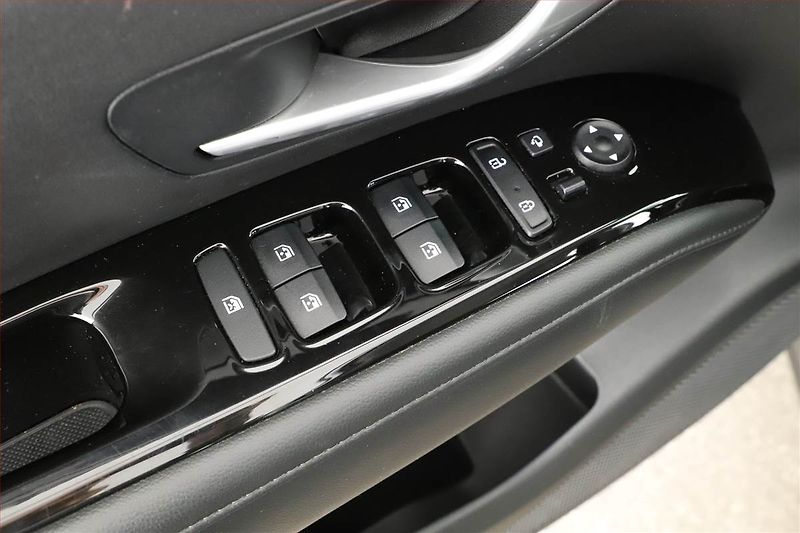 Hyundai Tucson (2021) 1.6 T-GDI 48V MHEV - fotka 17 z 19