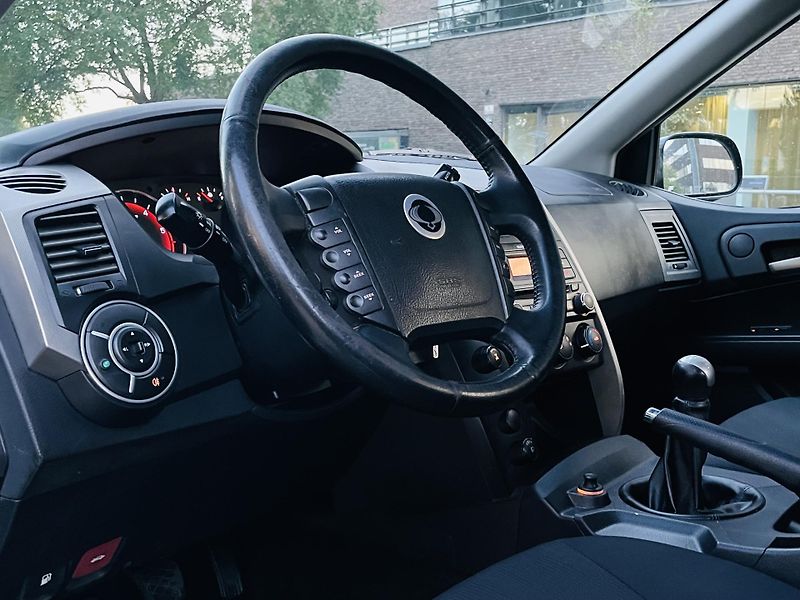 SsangYong Actyon 2.0TD 4x4 MAN SERVISKA TAŽNÉ - fotka 27 z 41