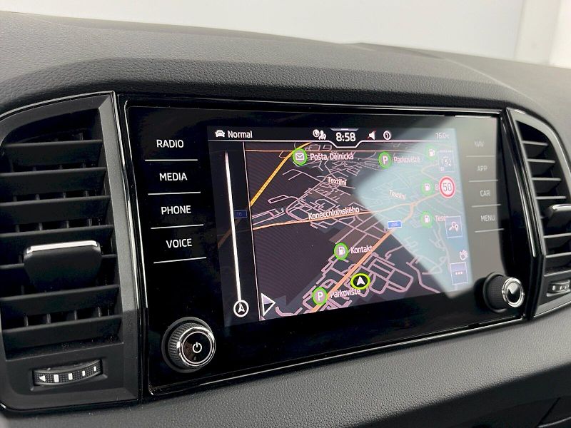 Škoda Karoq (2026) DSG 2.0TDI 110kW 4x4 SportLine - fotka 11 z 36