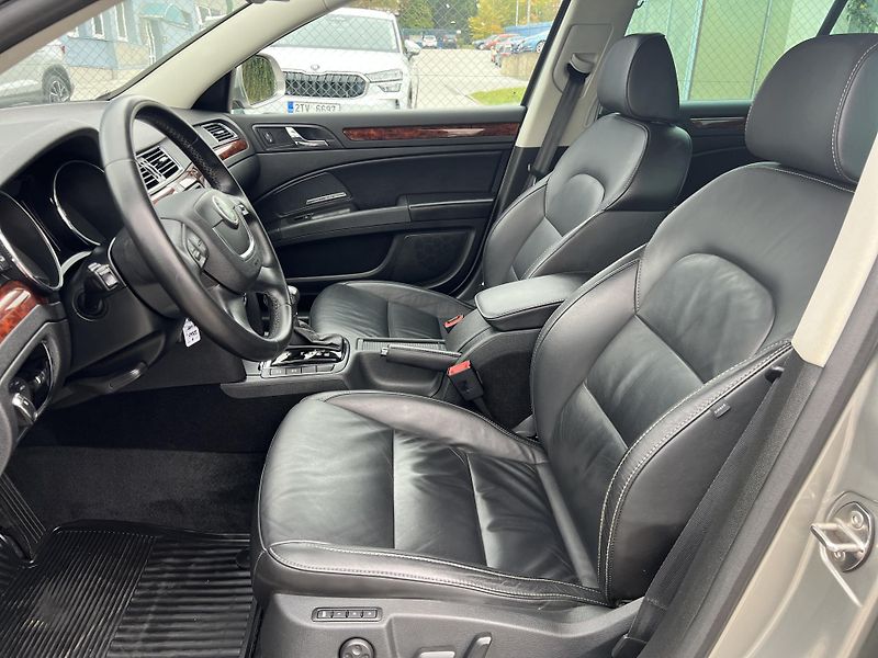 Škoda Superb 2.0TDi 125kw DSG NAVI KŮŽE ALU - fotka 9 z 46