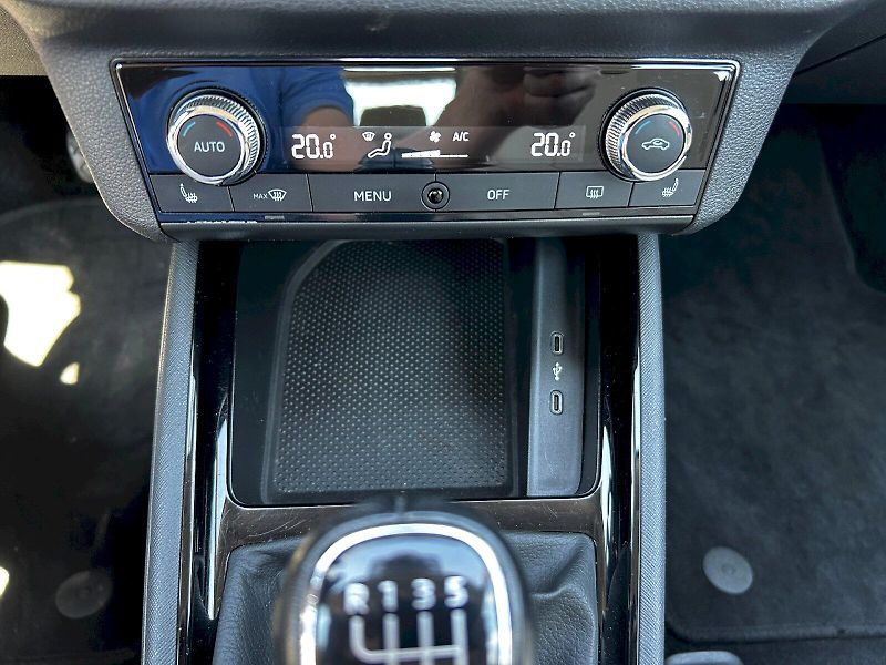 Škoda Kamiq (2021) 1.0 TSI 66kW Plyn (CNG) MP6 St - fotka 20 z 32
