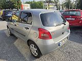 Toyota Yaris 1.0 VVTi klimatizace  - náhled 2
