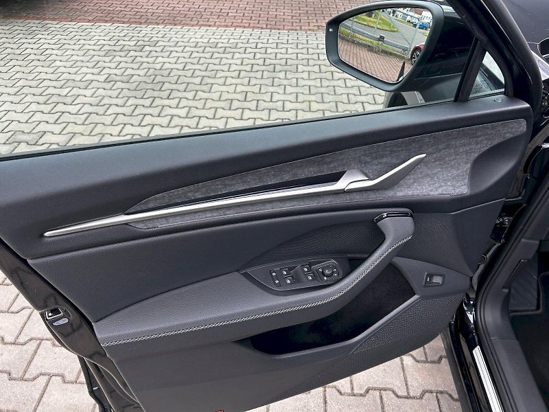 Škoda Kodiaq (2025) 2.0 TDI 142 kW 4x4 DSG Exclusi - fotka 25 z 35
