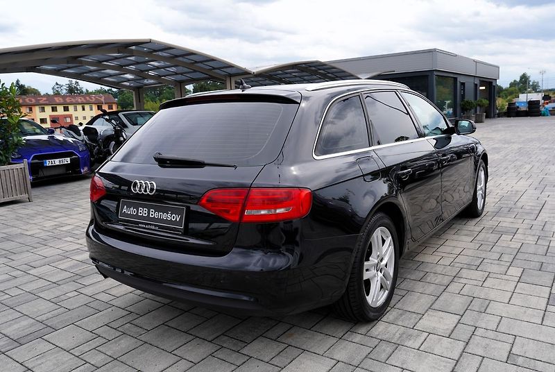 Audi A4 2.0 TDI/manuál/180 PS - fotka 6 z 42