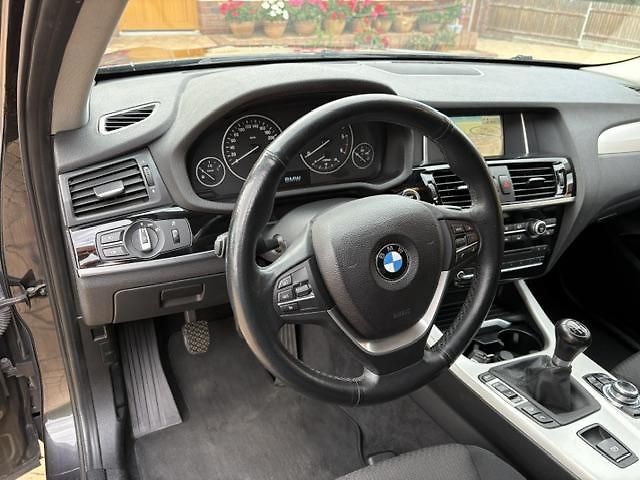 BMW X4 X DRIVE 20D - fotka 11 z 29