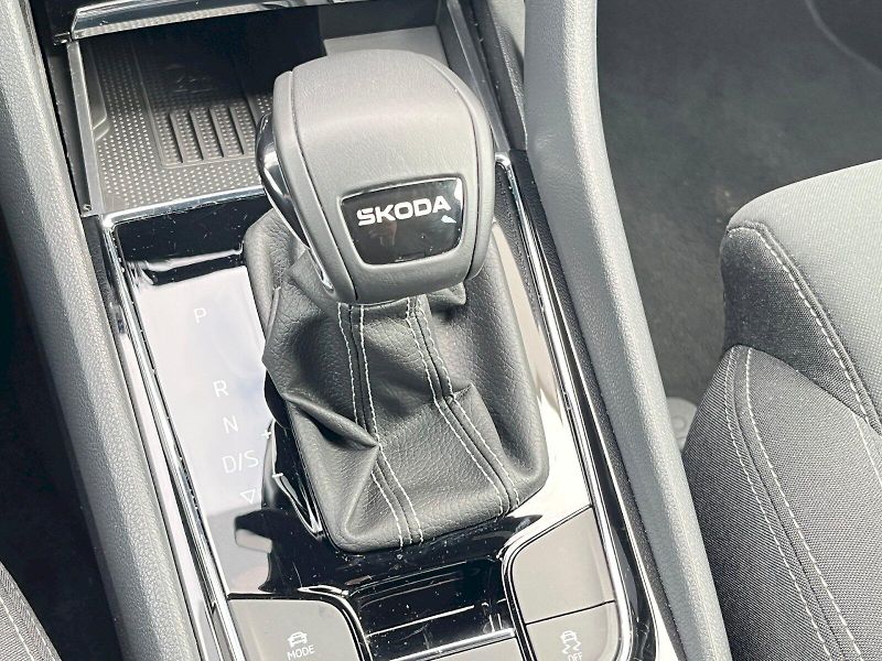 Škoda Karoq (2024) Sportline 1,5TSI 110kW DSG 7st - fotka 27 z 33