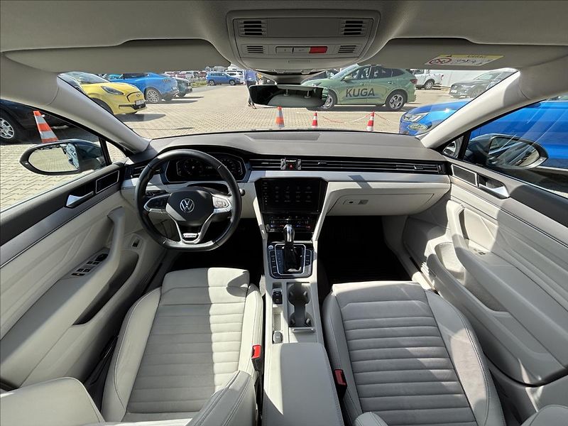Volkswagen Passat 2,0 TDI 147kW 4MOT DSG - fotka 16 z 31