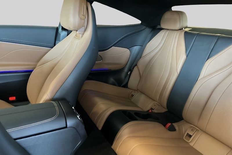 Mercedes-Benz CLE 300 4M AMG Premium Pano Venti - fotka 11 z 22